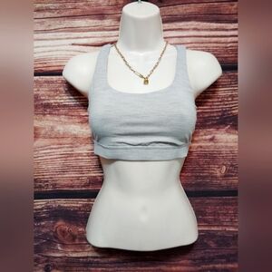 2 For 25$ Lululemon Sports Bra In A Size 4 In New Condition!